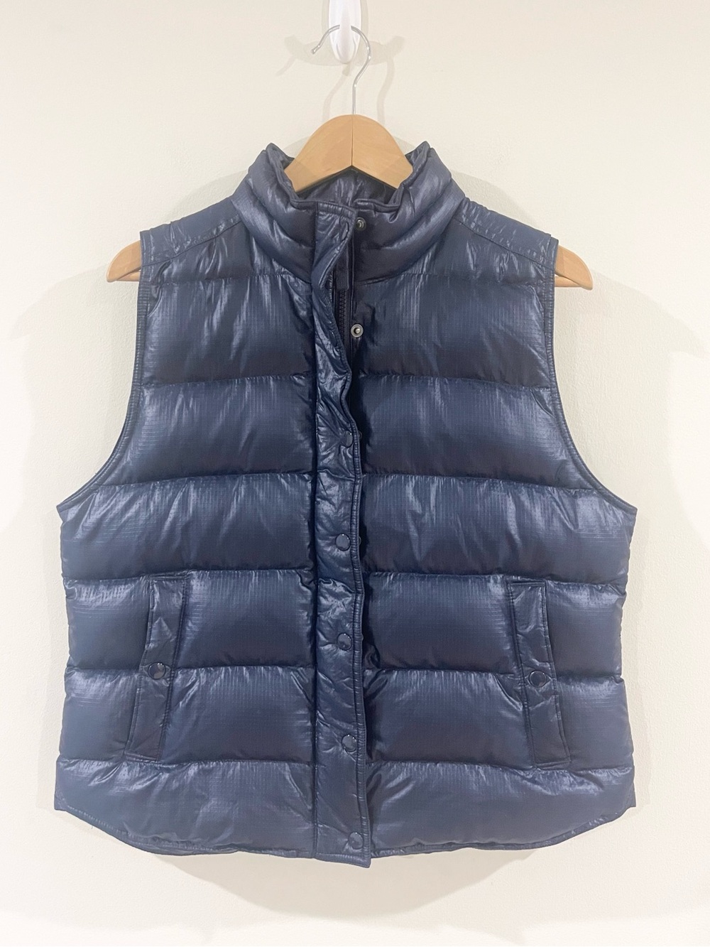 J. Crew Navy Quilted Down Fill Puffer Vest Women’s size L